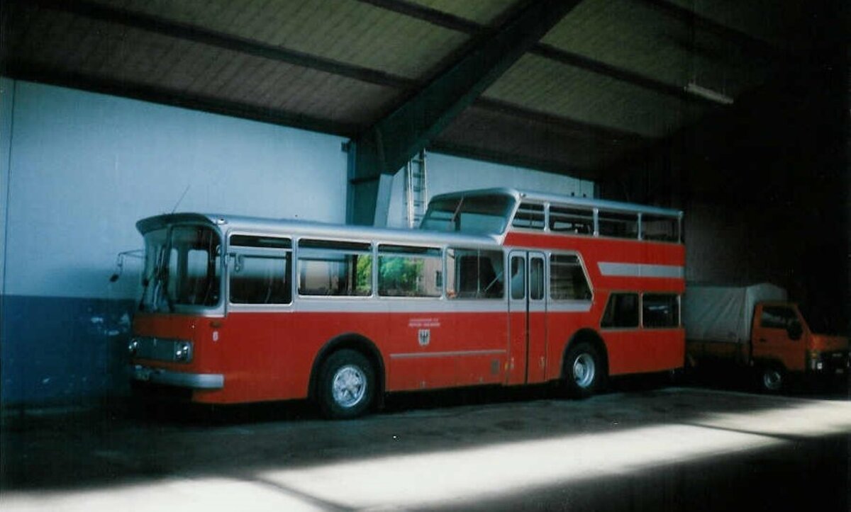 (012'727) - Aus dem Archiv: AFA Adelboden - Nr. 6/BE 26'706 - FBW/Vetter-R&J Anderthalbdecker am 2. August 1995 im Autobahnhof Adelboden