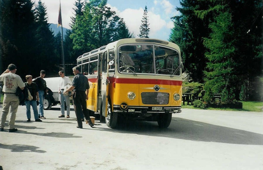 (014'936) - Aus dem Archiv: Schmid, Th�rishaus - Nr. 9/BE 26'105 - Saurer/R&J (ex Geiger, Adelboden Nr. 9) am 7. September 1996 auf der Griesalp