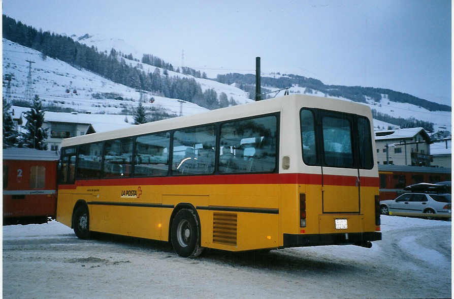 (082'420) - PostAuto Graub�nden - GR 102'341 - NAW/Hess (ex P 24'457) am 1. Januar 2006 beim Bahnhof Scuol-Tarasp