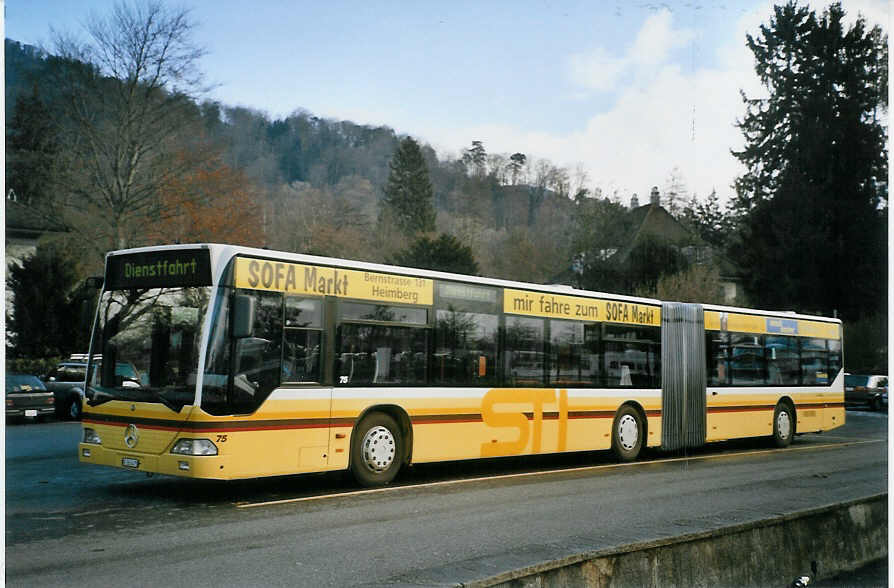 (082'430) - STI Thun - Nr. 75/BE 263'475 - Mercedes am 3. Januar 2006 bei der Schiffl�ndte Thun