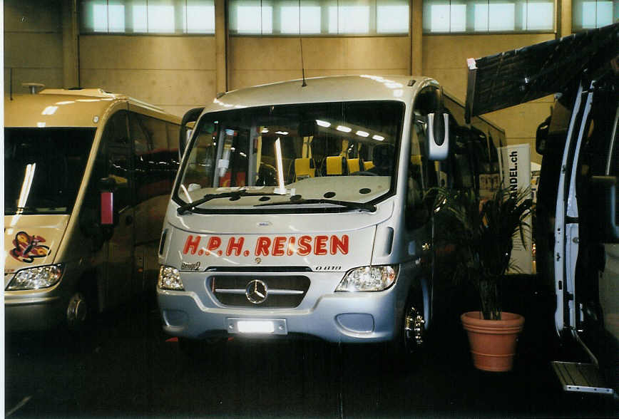 (082'628) - H.P.H. Reisen, Niederg�sgen - SO 19'738 - Mercedes am 21. Januar 2006 in Bern, Ferienmesse