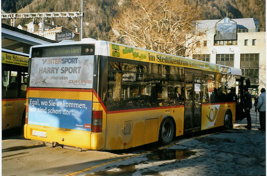 (082'806) - PostAuto Bern - BE 610'534 - MAN/G�ppel (ex P 23'034) am 22. Januar 2006 beim Bahnhof Interlaken West
