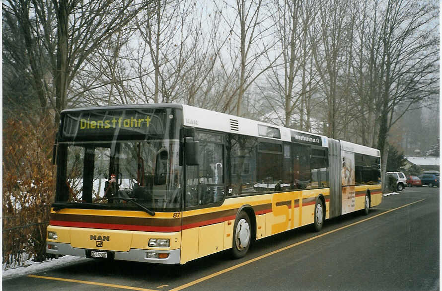 (082'834) - STI Thun - Nr. 87/BE 572'087 - MAN am 31. Januar 2006 bei der Schiffl�ndte Thun