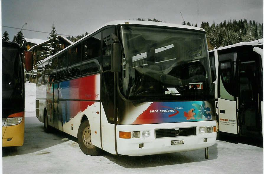 (083'202) - ASm Langenthal - Nr. 4/BE 467'808 - MAN am 19. Februar 2006 beim Bahnhof Saanenm�ser