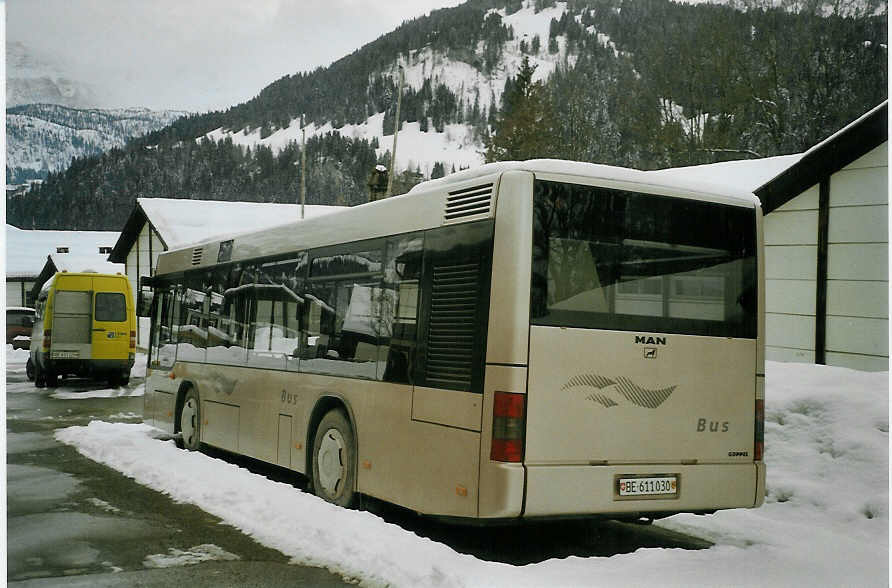 (083'217) - AFA Adelboden - Nr. 55/BE 611'030 - MAN/G�ppel (ex Matt, FL-Mauren Nr. 66) am 19. Februar 2006 in Lenk, Gutenbrunnenstrasse