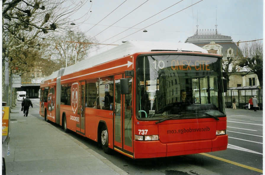 (083'431) - TPG Gen�ve - Nr. 737 - Hess/Hess Gelenktrolleybus am 6. M�rz 2006 in Gen�ve, 22-Cantons