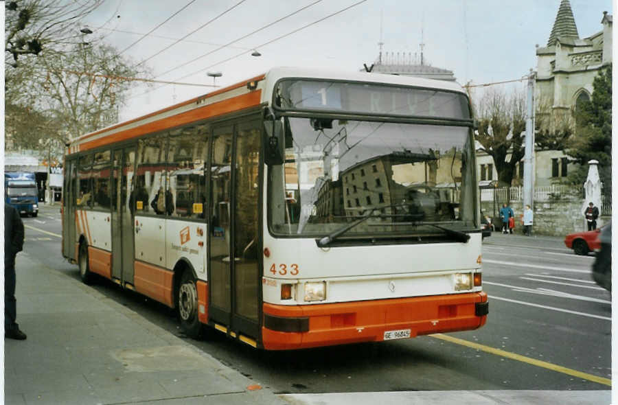 (083'501) - TPG Gen�ve - Nr. 433/GE 96'845 - Renault am 6. M�rz 2006 in Gen�ve, 22-Cantons