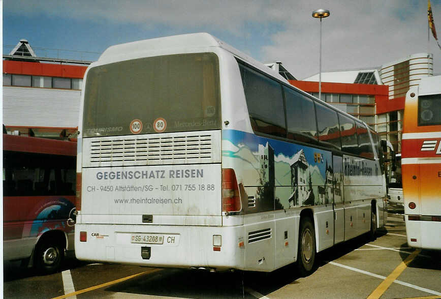 (083'533) - Gegenschatz, Altst�tten - Nr. 6/SG 43'208 - Mercedes am 6. M�rz 2006 in Gen�ve, Palexpo
