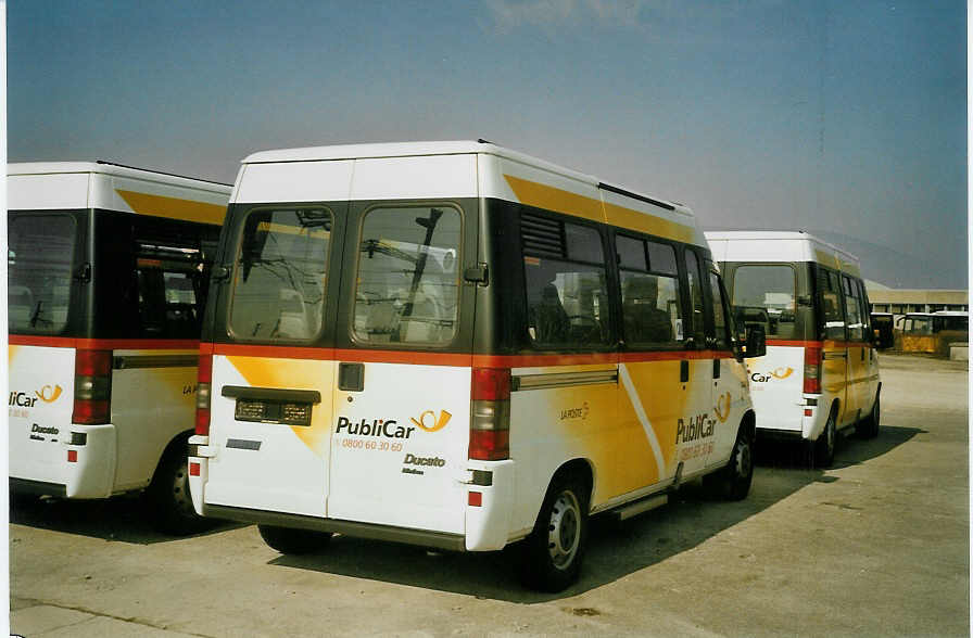(084'011) - CarPostal Vaud-Fribourg - Fiat (ex P 21'104) am 19. M�rz 2006 in Yverdon, Garage