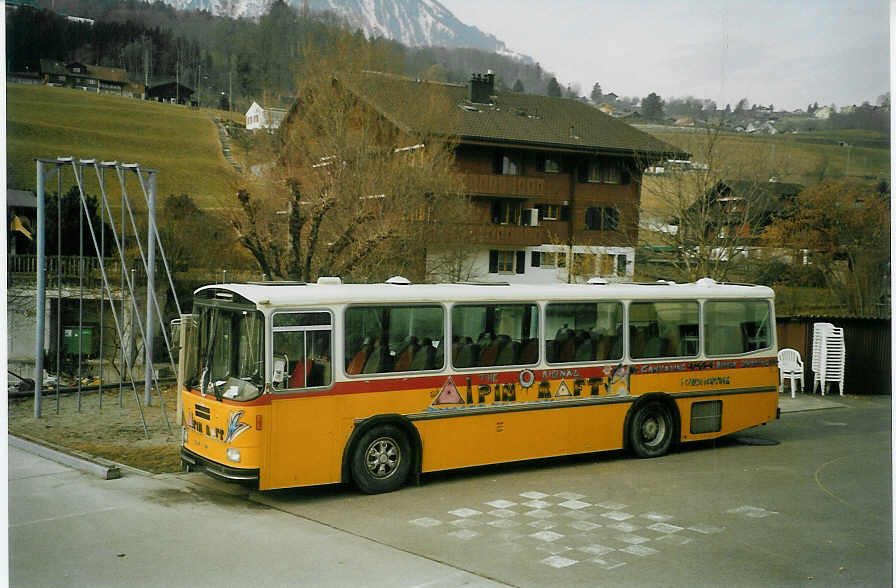 (084'030) - Alpin Raft, Interlaken - Saurer/R&J (ex P 24'277) am 21. M�rz 2006 in Faulensee, Schulhaus