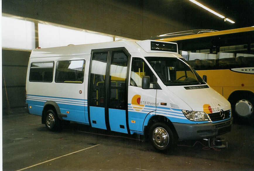 (084'726) - RTB Altst�tten - Mercedes am 8. Mai 2006 in Thun, Expo
