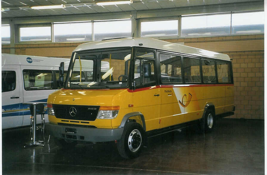 (084'729) - K�bli, Gstaad - Mercedes am 8. Mai 2006 in Thun, Expo