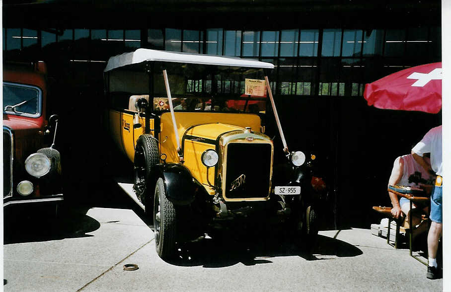 (086'533) - R�llin, Hirzel - SZ 955 - FBW/Seitz-Hess (ex RhV Altst�tten Nr. 31; ex P 2881/1529) am 18. Juni 2006 in Hinweil, AMP