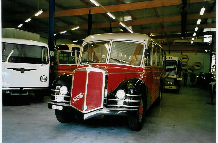 (086'700) - Meier, Gr�t - Nr. 12/ZH 27'216 - FBW/R&J (ex Wespe, Altst�tten; ex AFA Adelboden Nr. 12) am 18. Juni 2006 in Wetzikon, FBW-Museum