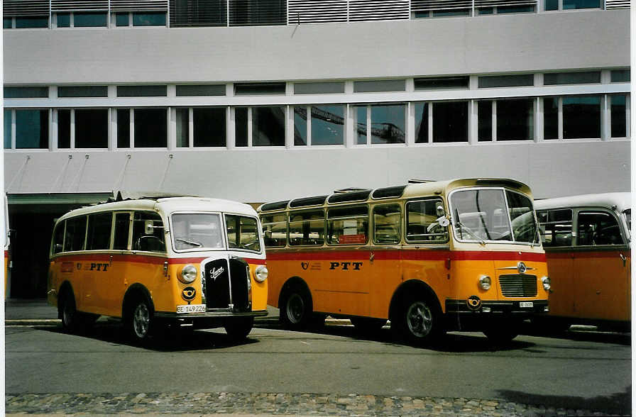 (087'025) - Schmid, Th�rishaus - Nr. 3/BE 149'226 - Saurer/Gangloff (ex Geiger, Adelboden Nr. 3) + Nr. 9/BE 26'105 - Saurer/R&J (ex Geiger, Adelboden Nr. 9) am 25. Juni 2006 in Bern, Museum f�r Kommunikation