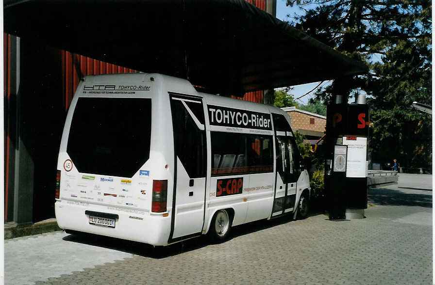 (087'435) - H�rri, Horw - LU 200'001 - Fiat am 25. Juli 2006 in Luzern, Verkehrshaus
