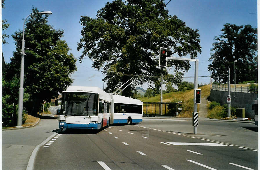 (087'528) - VBL Luzern - Nr. 208 - Hess/Hess Gelenktrolleybus am 25. Juli 2006 in Luzern, Unterl�chli