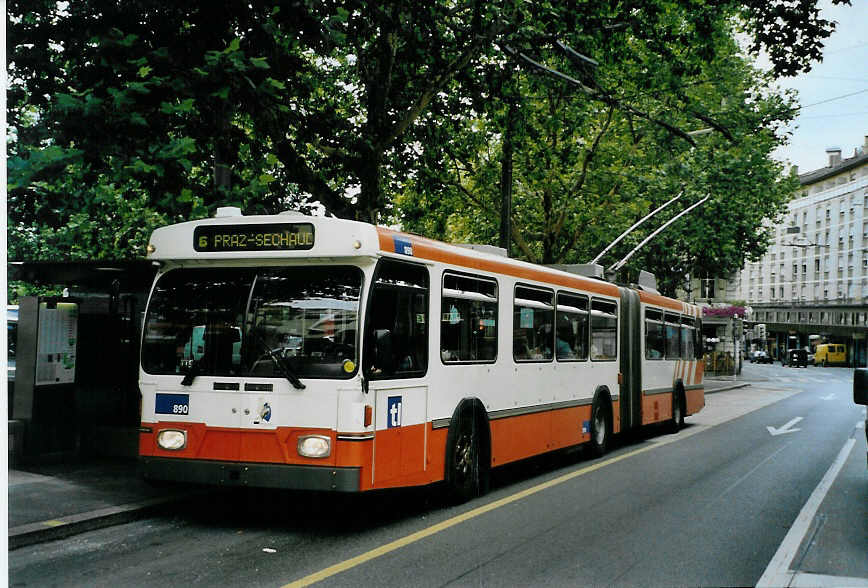(087'729) - TL Lausanne - Nr. 890 - Saurer/Hess Gelenktrolleybus (ex TPG Gen�ve Nr. 656) am 26. Juli 2006 in Lausanne, Tunnel