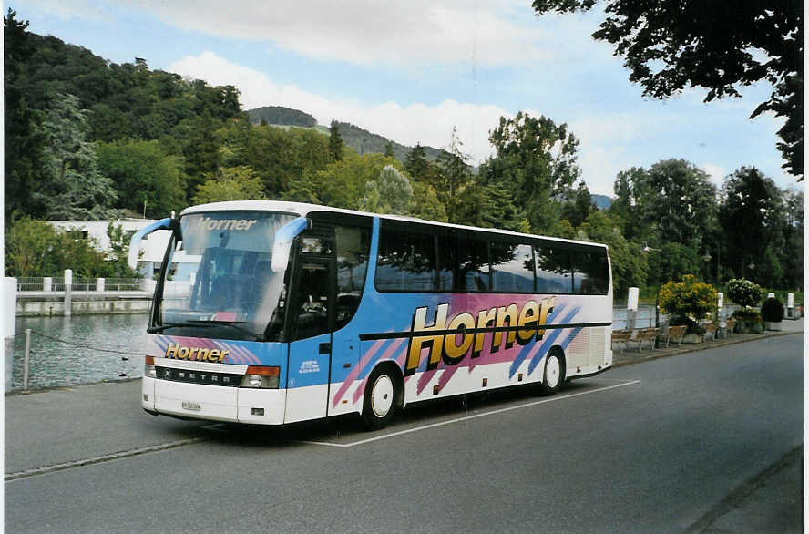 (089'303) - Horner, Tafers - Nr. 9/FR 300'509 - Setra am 21. August 2006 bei der Schiffl�ndte Thun