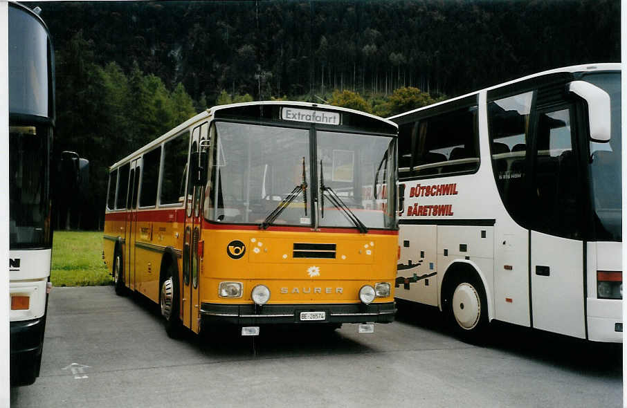 (089'404) - Sch�rch, Gutenburg - Nr. 5/BE 26'574 - Saurer/T�scher (ex Engeloch, Riggisberg Nr. 5; ex P 25'668) am 2. September 2006 in Interlaken, Flugplatz