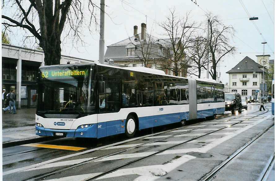 (090'627) - VBZ Z�rich - Nr. 547/ZH 730'547 - Neoplan am 11. November 2006 beim Bahnhof Z�rich-Oerlikon