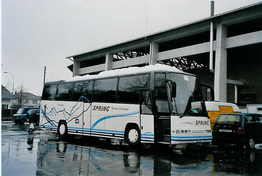 (090'931) - Spring, Schwenden - BE 250'255 - Dr�gm�ller am 9. Dezember 2006 in Thun, Grabengut