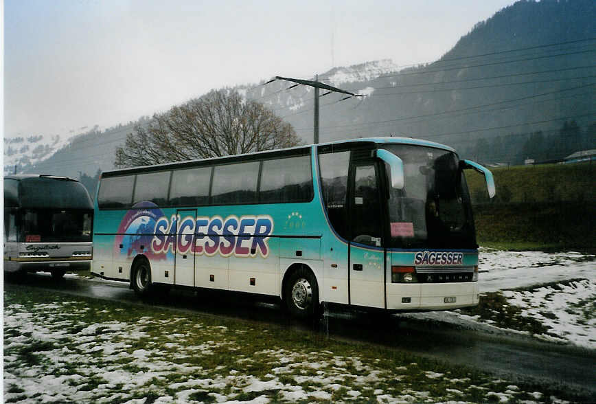 (091'417) - S�gesser, Wintersingen - Nr. 4/BL 7301 - Setra am 7. Januar 2007 in Reichenbach, Flugplatz