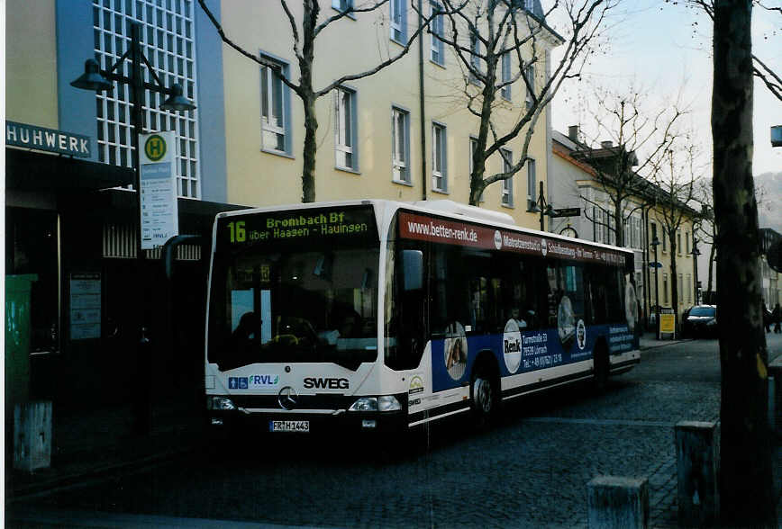 (091'825) - SWEG Lahr - FR-H 1443 - Mercedes am 3. Februar 2007 in L�rrach, Senserplatz