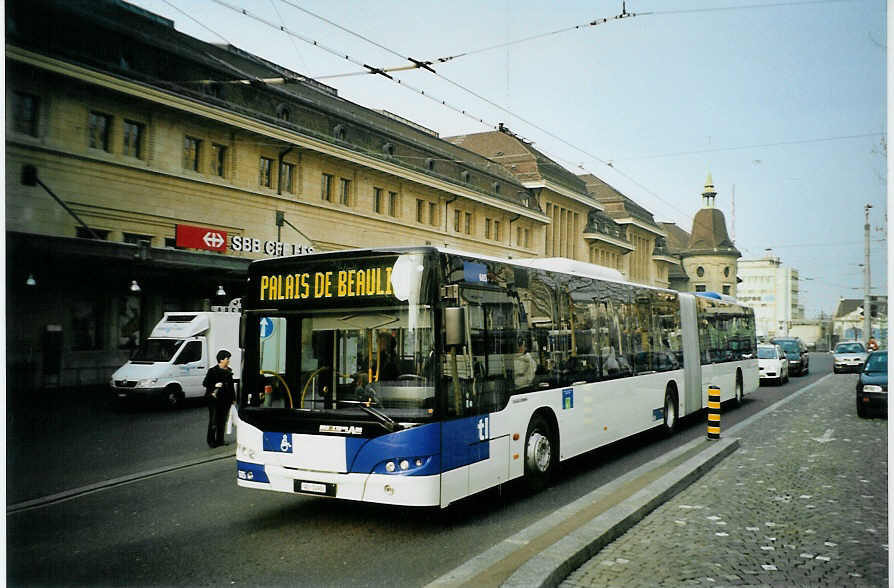 (092'524) - TL Lausanne - Nr. 605/VD 1495 - Neoplan am 17. M�rz 2007 beim Bahnhof Lausanne
