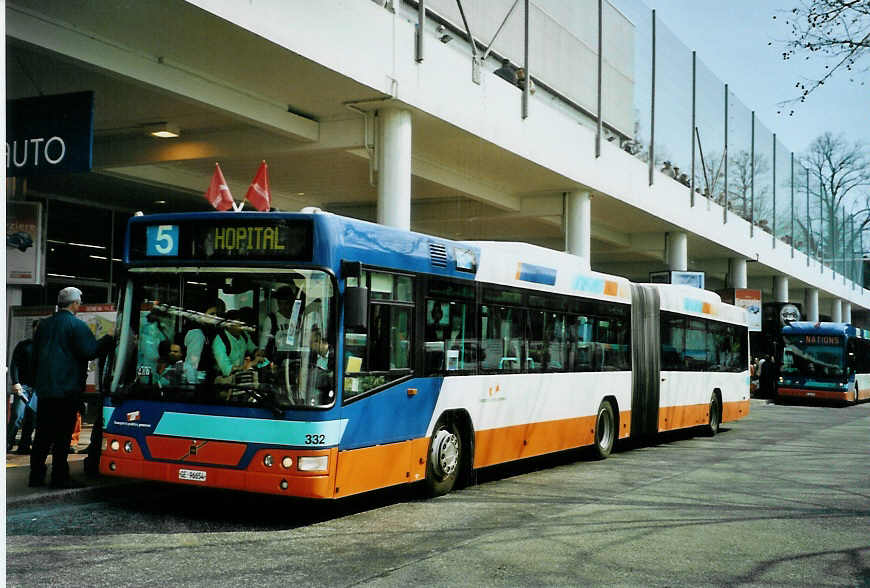 (092'620) - TPG Gen�ve - Nr. 332/GE 96'654 - Volvo am 17. M�rz 2007 in Gen�ve, Palexpo