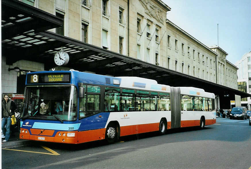 (092'918) - TPG Gen�ve - Nr. 350/GE 96'009 - Volvo am 17. M�rz 2007 beim Bahnhof Gen�ve