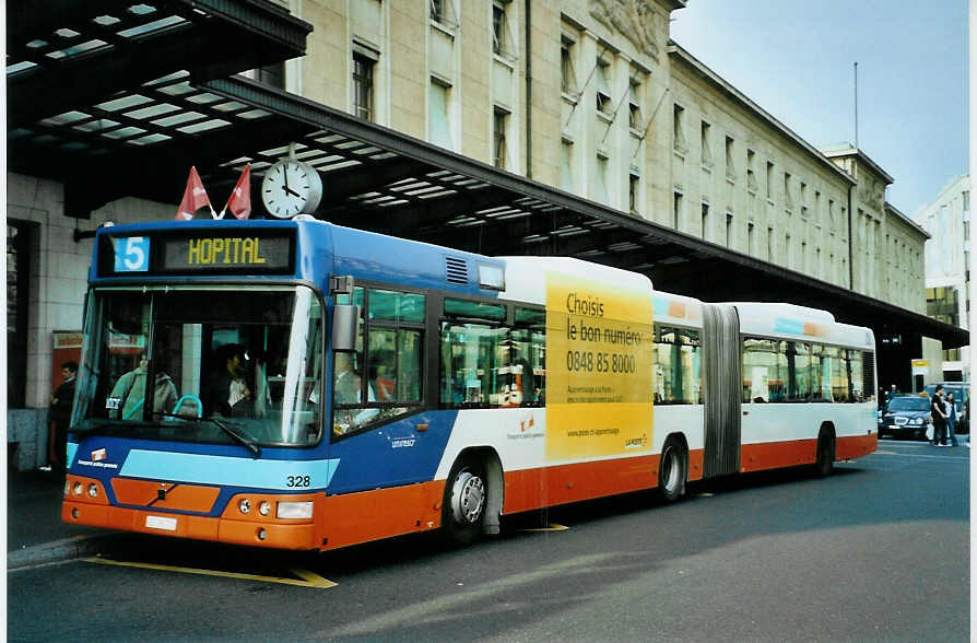 (092'920) - TPG Gen�ve - Nr. 328/GE 96'711 - Volvo am 17. M�rz 2007 beim Bahnhof Gen�ve