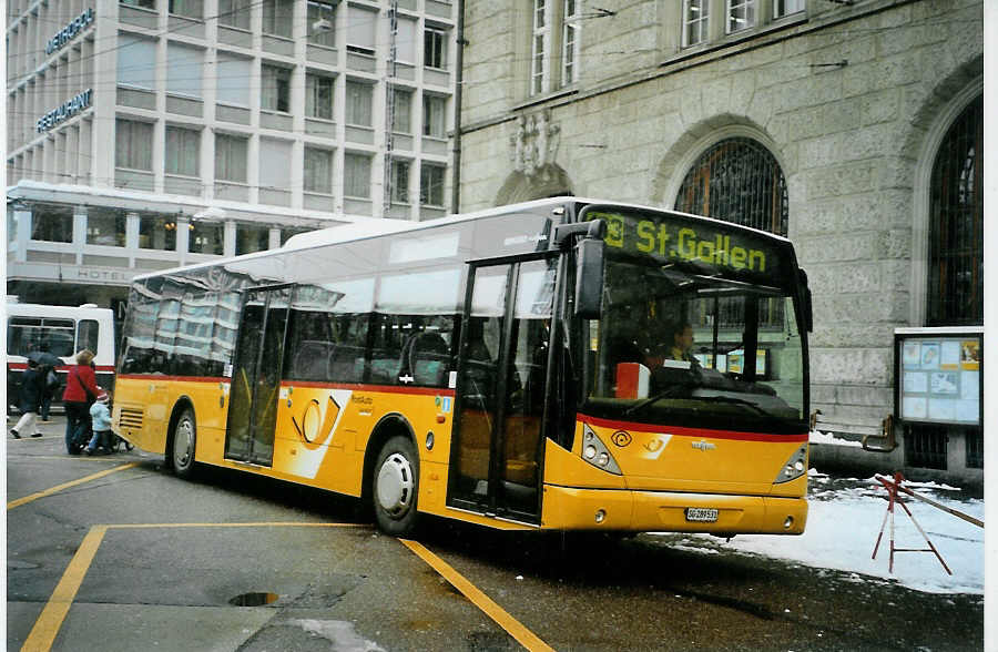 (093'025) - Casutt, Gossau - SG 289'531 - Van Hool am 22. M�rz 2007 beim Bahnhof St. Gallen
