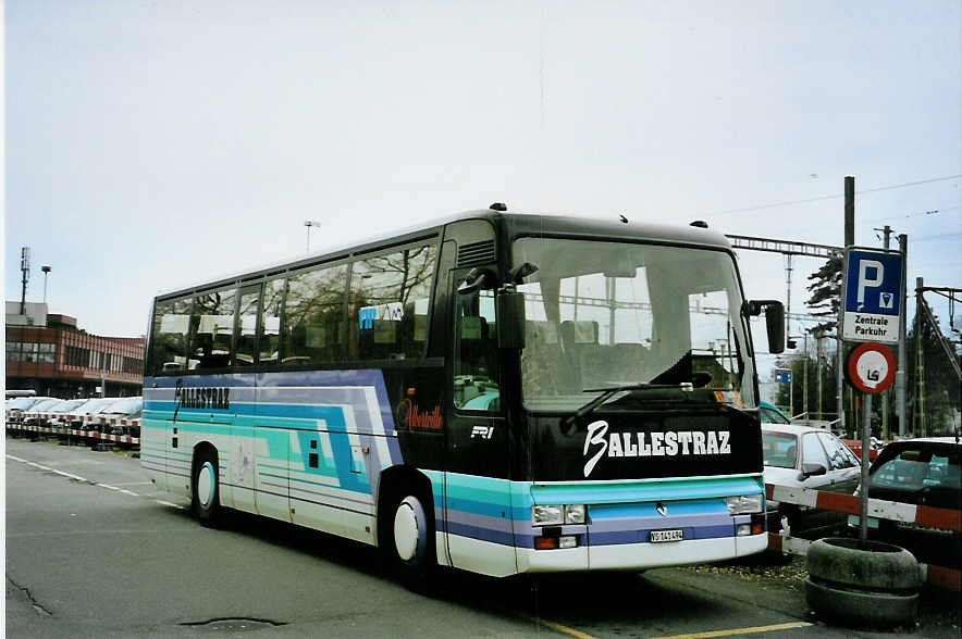 (093'436) - Ballestraz, Gr�ne - VS 141'494 - Renault am 29. M�rz 2007 in Thun, CarTerminal