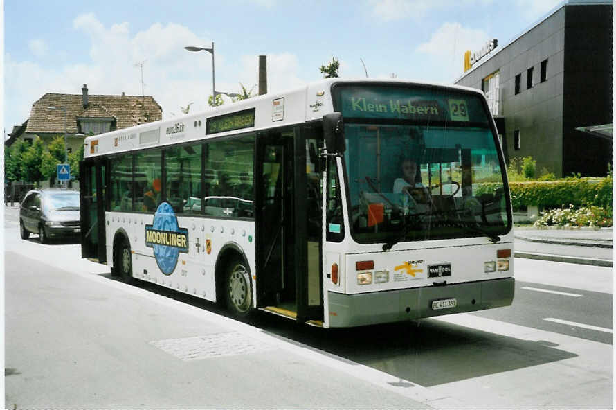 (095'409) - Peyer, Niederwangen - Nr. 77/BE 411'381 - Van Hool am 8. Juni 2007 in K�niz, Br�hlplatz