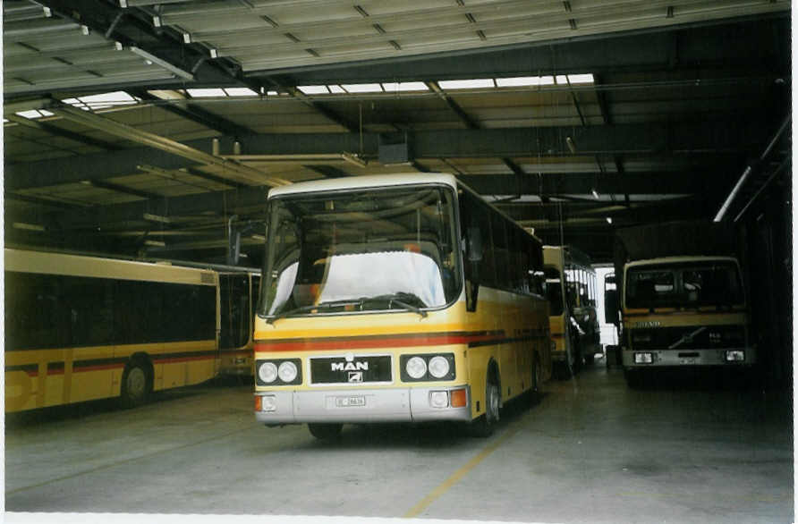 (095'814) - STI Thun - Nr. 10/BE 26'636 - MAN/G�ppel (ex TSG Blumenstein Nr. 10) am 28. Juni 2007 in Thun, Garage