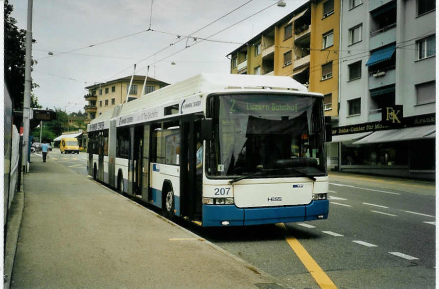 (096'730) - VBL Luzern - Nr. 207 - Hess/Hess Gelenktrolleybus am 23. Juli 2007 in Emmenbr�cke, Sprengi
