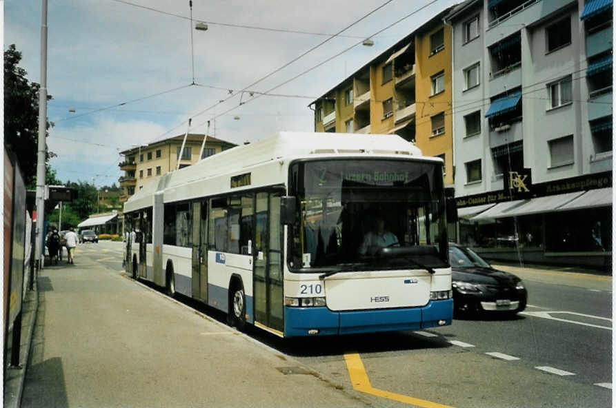 (096'732) - VBL Luzern - Nr. 210 - Hess/Hess Gelenktrolleybus am 23. Juli 2007 in Emmenbr�cke, Sprengi