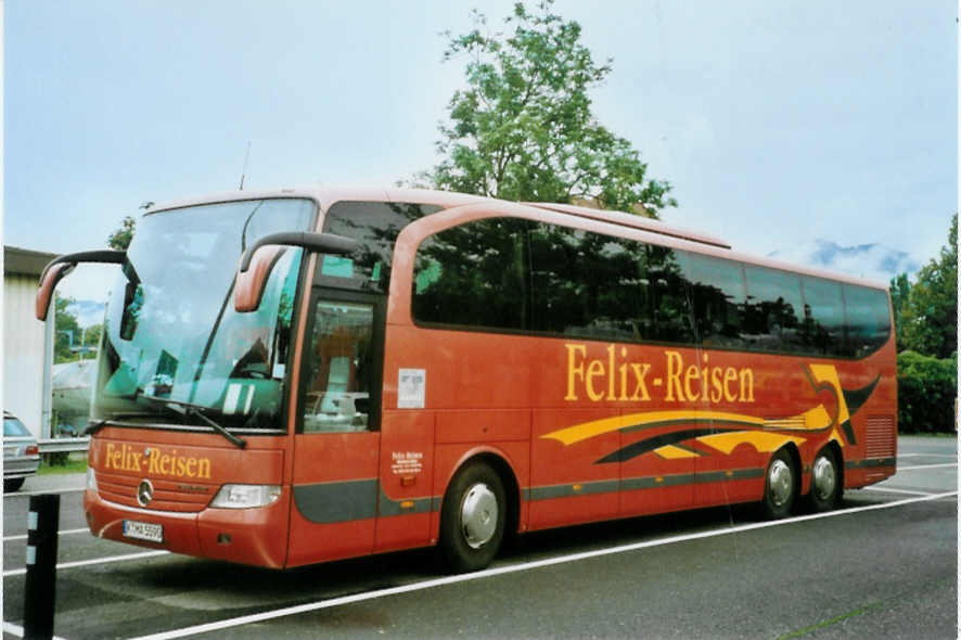 (097'530) - Aus Deutschland: Felix-Reisen, K�ln - Nr. 9-K-MA 5590 - Mercedes am 21. August 2007 in Thun, Seestrasse