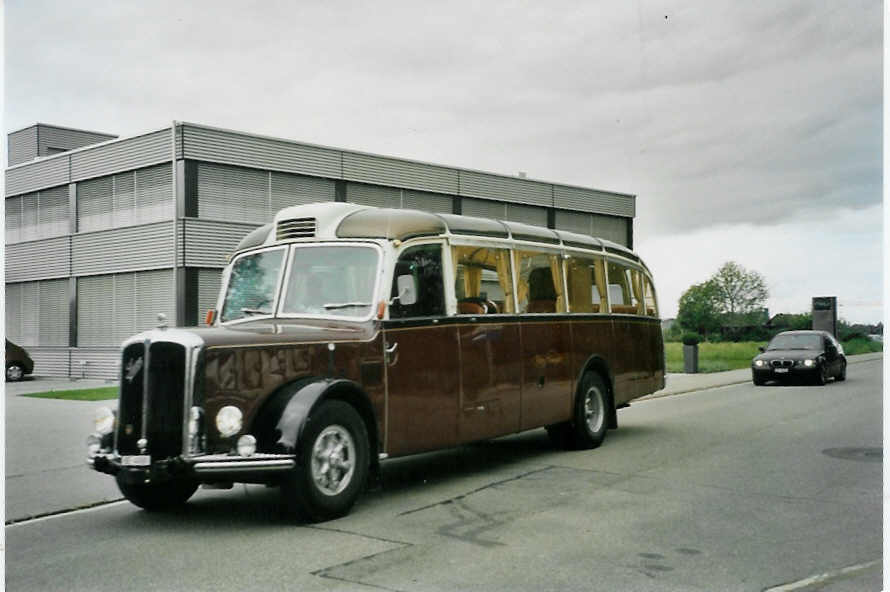 (098'226) - Roth, Niederwangen - BE 4008 - Saurer/Eggli (ex Paproth, D-Mainz; ex Hotel Orselina, Locarno; Riederer, St. Margarethenberg; ex Luk, Gr�sch; ex P 23'138; ex P 2205) am 1. September 2007 in Bellach, Hess