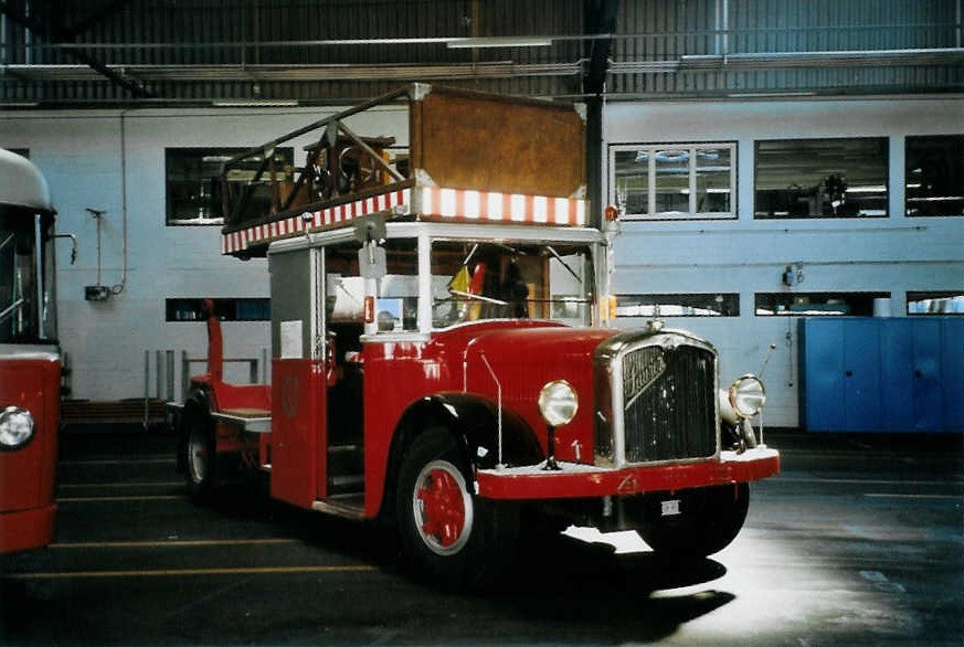 (098'602) - Aus dem Archiv: WV Winterthur - Saurer/Saurer (ex Bus Nr. 2) am 15. September 2007 in Winterthur, Depot Gr�zefeld