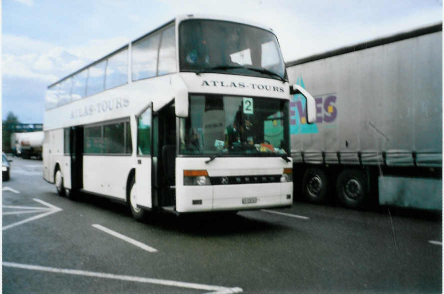(099'311) - Aus der Schweiz: Atlas-Tours, Rothenburg - LU 128'161 - Setra am 26. September 2007 in Capellen, Autobahnrastst�tte