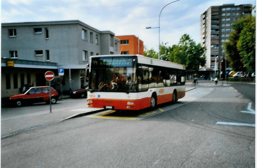 (099'514) - RBS Worblaufen - Nr. 17/BE 467'417 - MAN am 30. September 2007 in Ostermundigen, Wegm�hleg�ssli