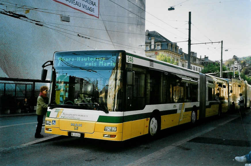 (100'314) - TN Neuch�tel - Nr. 246/NE 114'246 - MAN am 13. Oktober 2007 in Neuch�tel, Place Pury