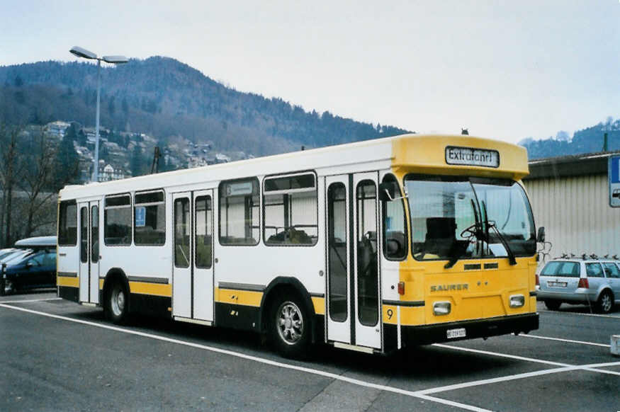 (101'910) - Schwendimann, M�nchebuchsee - Nr. 9/BE 219'127 - Saurer/Hess (ex Oswald, M�stair; ex VBSH Schaffhausen Nr. 9; ex Rattin, Schaffhausen Nr. 9) am 16. Dezember 2007 in Thun, Seestrasse