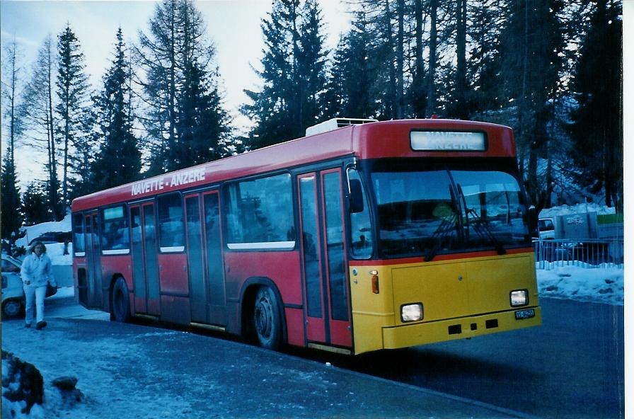 (103'622) - Buchard, Leytron - VS 84'255 - Volvo/R&J (ex Bernmobil, Bern Nr. 116) am 19. Januar 2008 in Anz�re, Place de la T�l�cabine