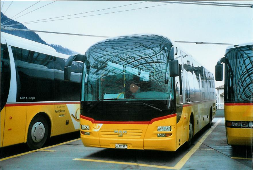 (104'813) - PostAuto Graub�nden - GR 162'987 - MAN am 1. M�rz 2008 in Chur, Postautostation