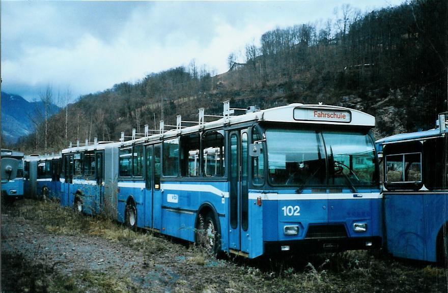 (104'828) - VBL Luzern - Nr. 102 - Volvo/Hess am 1. M�rz 2008 in N�fels