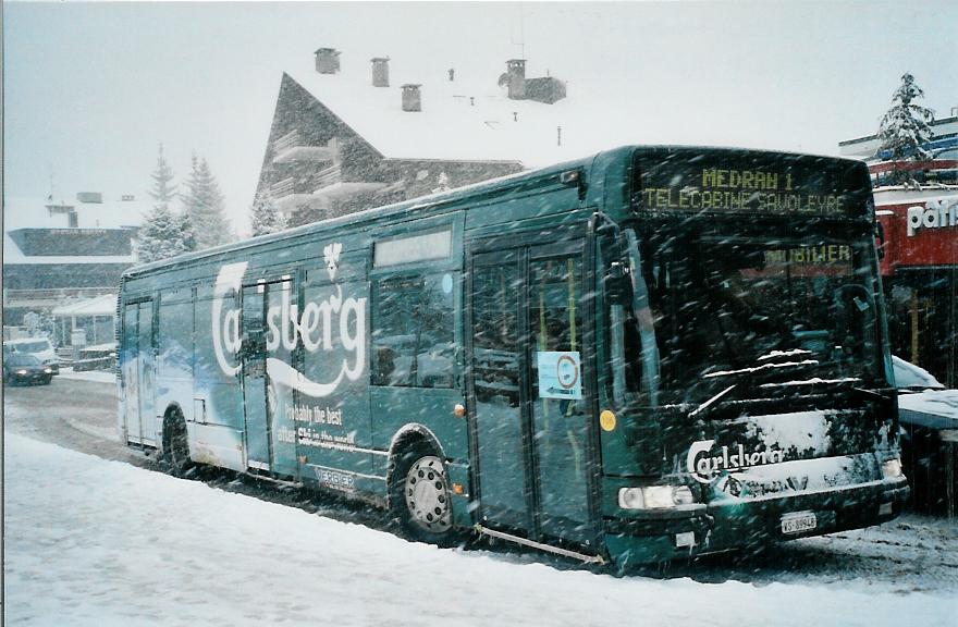 (105'527) - TMR Martigny - Nr. 106/VS 89'948 - Renault (ex T�l�verbier, Verbier) am 21. M�rz 2008 in Verbier, Parc Central