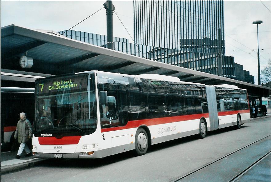 (105'819) - St. Gallerbus, St. Gallen - Nr. 285/SG 198'285 - MAN am 29. M�rz 2008 beim Bahnhof St. Gallen